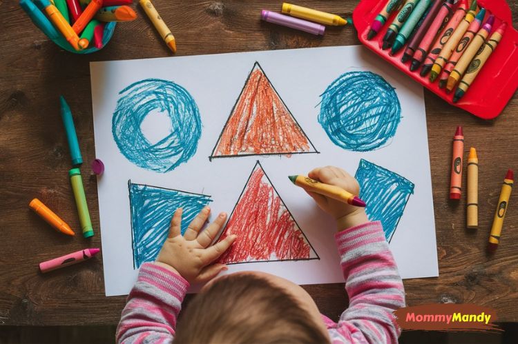 toddler drawing different shapes
